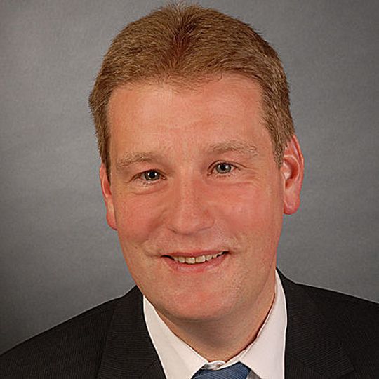 Oliver Schwabe ist neu im Hamburger Kontraktlogistik-Team des weltweit aktiven Dienstleisters APL Logistics. Bild: APL Logistics Oliver Schwabe ist neu im Hamburger Kontraktlogistik-Team des weltweit aktiven Dienstleisters APL Logistics. Bild: APL Logistics