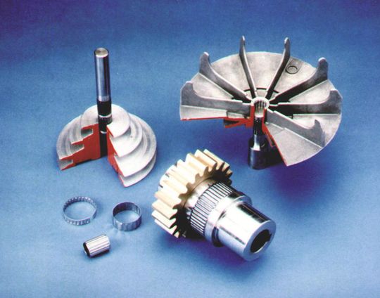 Eingesetzte Toleranzhülsen als System Einheitswelle oder System Einheitsbohrung (Bild: Dr. Tretter)