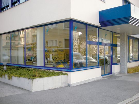 Der Hauptsitz von Ortho-Reha Wallner in Lausanne. (Bild: Ortho-Reha Wallner AG und Didier Planche) Der Hauptsitz von Ortho-Reha Wallner in Lausanne. (Bild: Ortho-Reha Wallner AG und Didier Planche)