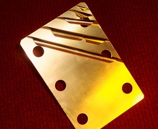 Schälbare Präzisionsteile aus Edelstahl 1.4301 (Bild: Lameco)