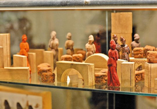 Die Athena des Myron als Schokoladenminiatur (Bild: Liebieghaus Skulpturensammlung)