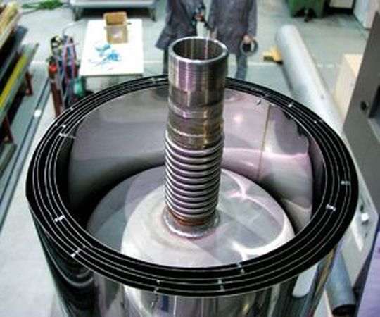 Moderne Druckluftspeicher können bei erneuerbaren Energien die Lücke zwischen Entstehung und Bedarf überbrücken (Foto: RUB)