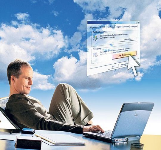 Nutzer von Private, Public und Hybrid Clouds müssen spezielle lizenzrechtlichen Vorgaben erfüllen. Nutzer von Private, Public und Hybrid Clouds müssen spezielle lizenzrechtlichen Vorgaben erfüllen.