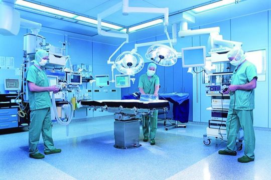 Den OP-Raum mit Bildverarbeitung perfekt überwachen Den OP-Raum mit Bildverarbeitung perfekt überwachen