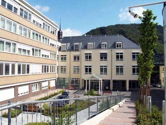 Die Loreley-Klinik in Oberwesel nutzt ein WLAN von Aruba Networks für den Zugriff auf Patientenakten. Bild: Loreley-Kliniken Die Loreley-Klinik in Oberwesel nutzt ein WLAN von Aruba Networks für den Zugriff auf Patientenakten. Bild: Loreley-Kliniken