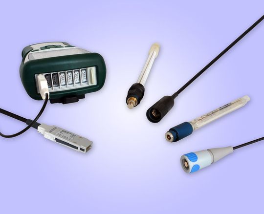 An die Messgeräte von Ahlborn lassen sich alle beliebigen pH- Elektroden oder Redox Sonden anschließen. (Bild: Ahlborn) An die Messgeräte von Ahlborn lassen sich alle beliebigen pH- Elektroden oder Redox Sonden anschließen. (Bild: Ahlborn)