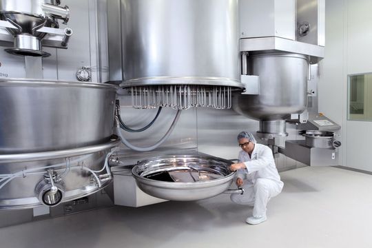 Control after cleaning: It takes less effort to clean the system, which is a significant advantage that not only contract manufacturers will appreciate. (Picture: Bohle) Control after cleaning: It takes less effort to clean the system, which is a significant advantage that not only contract manufacturers will appreciate. (Picture: Bohle)