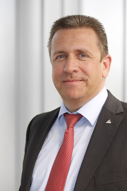 Thomas Schmidt übernimmt ab 1. Januar 2012 die Geschäftsleitung der Hoffmann Group am Standort Essen. (Bild: Hoffmann Group) Thomas Schmidt übernimmt ab 1. Januar 2012 die Geschäftsleitung der Hoffmann Group am Standort Essen. (Bild: Hoffmann Group)