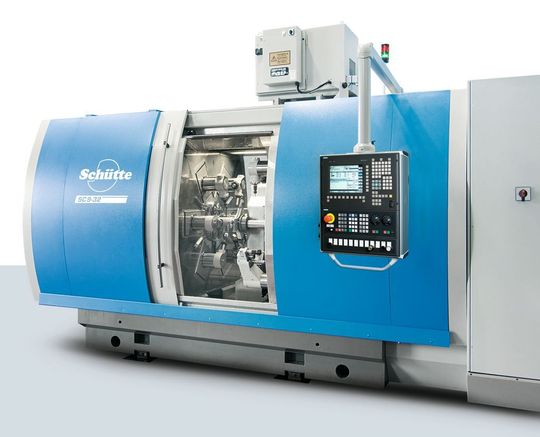 Bild 1: Mit der Werkzeugmaschinensteuerung Sinumerik 840D sl lässt sich die CNC-Mehrspindel-Drehautomaten-Baureihe SCX von Schütte flexibel einsetzen und schnell umrüsten. (Bild: Siemens)