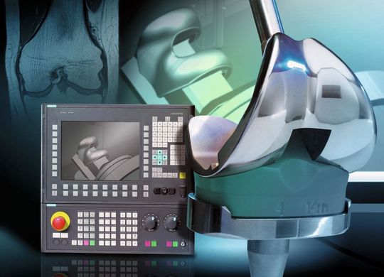 Gesamtlösungen für die Fertigung in der Medizintechnik auf dem "Medical Manufacturing"-Gemeinschaftsstand. (Bild: Siemens) Gesamtlösungen für die Fertigung in der Medizintechnik auf dem "Medical Manufacturing"-Gemeinschaftsstand. (Bild: Siemens)