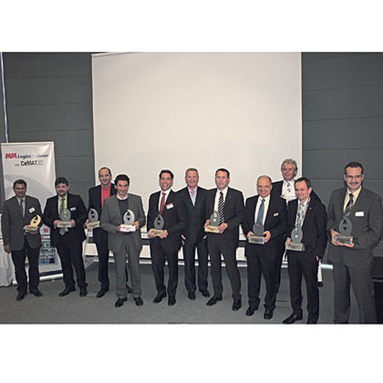 Insgesamt zehn Unternehmen erhielten am Montagabend den MM-Logistik-Award. Bild: Schnell Insgesamt zehn Unternehmen erhielten am Montagabend den MM-Logistik-Award. Bild: Schnell
