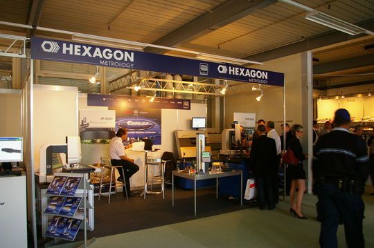 Ambiance lors du mediSIAMS 2011: Stand Hexagon Metrology avec notamment la marque Tesa. (Image: MSM) Ambiance lors du mediSIAMS 2011: Stand Hexagon Metrology avec notamment la marque Tesa. (Image: MSM)