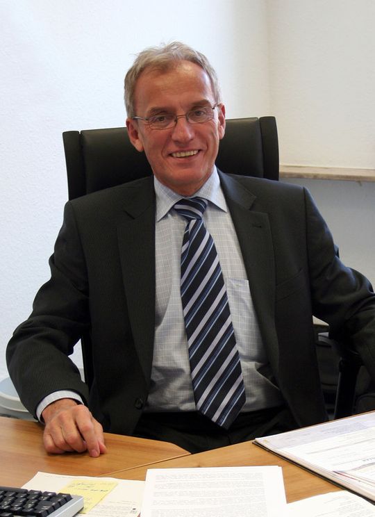 Norbert Scholz, Geschäftsführung Vertrieb, Baumüller Nürnberg: „Im Zusammenspiel mit dem Anlagenlieferanten konzipieren wir Lösungen.“ Norbert Scholz, Geschäftsführung Vertrieb, Baumüller Nürnberg: „Im Zusammenspiel mit dem Anlagenlieferanten konzipieren wir Lösungen.“