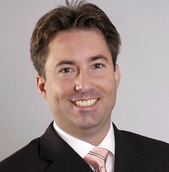 Dr. Tobias Lewe, Leiter der Chemie und Öl Practice von A.T. Kearney in Deutschland, Österreich und der Schweiz: „Der deutschen Chemieindustrie bieten sich bedeutende Wachstumschancen (...) Wenn die Branche die Potenziale der Wachstumsmärkte vollumfänglich erschließen will, haben Politik und Wirtschaft keine Zeit mehr zu verlieren.“ (Bild: A.T. Kearney) Dr. Tobias Lewe, Leiter der Chemie und Öl Practice von A.T. Kearney in Deutschland, Österreich und der Schweiz: „Der deutschen Chemieindustrie bieten sich bedeutende Wachstumschancen (...) Wenn die Branche die Potenziale der Wachstumsmärkte vollumfänglich erschließen will, haben Politik und Wirtschaft keine Zeit mehr zu verlieren.“ (Bild: A.T. Kearney)