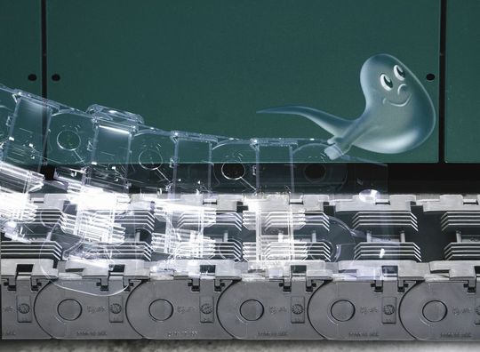 Sur la nouvelle variante «AutoGlide», le brin supérieur s’aligne tout seul sur le brin inférieur. (Image: Igus GmbH) Sur la nouvelle variante «AutoGlide», le brin supérieur s’aligne tout seul sur le brin inférieur. (Image: Igus GmbH)