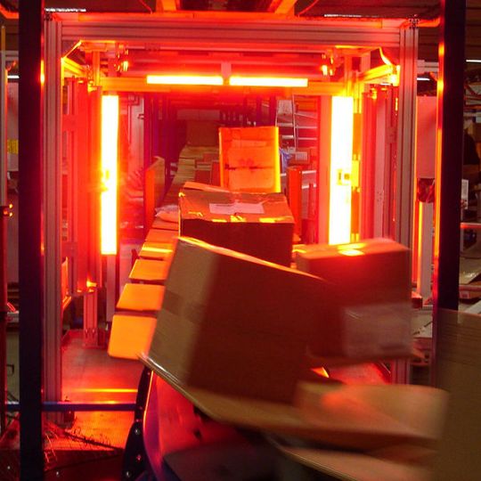 Mit den Kamerasystemen können Daten entlang der gesamten Prozesskette in der Intralogistik erfasst werden. Bild: Vitronic Mit den Kamerasystemen können Daten entlang der gesamten Prozesskette in der Intralogistik erfasst werden. Bild: Vitronic
