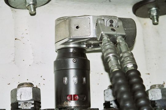 Die sechskantige Reaktionsscheinbe DISC erreicht eine Montagevorspannkraft bei Schraubverbindungen nach DIN 18800. (Bild: Hytorc)