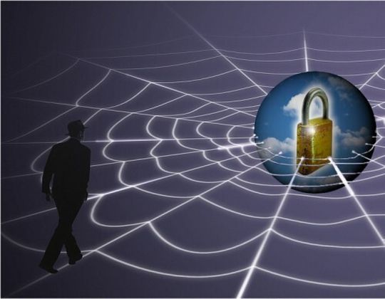 Ins Netz gegangen: Auf dem Weg zur Cloud-Infrastruktur lauern viele Gefahren. Ins Netz gegangen: Auf dem Weg zur Cloud-Infrastruktur lauern viele Gefahren.