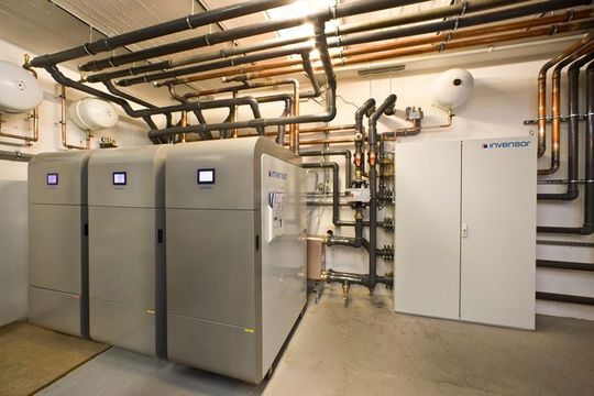 Beim DV-Dienstleister PDV Systeme GmbH sorgen Invensor-Kältemaschinen für das richtige Klima. Bild: Invensor Beim DV-Dienstleister PDV Systeme GmbH sorgen Invensor-Kältemaschinen für das richtige Klima. Bild: Invensor