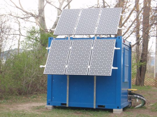 Die Messstation – ausgestattet mit Solarzellen. (Bild: TU Wien) Die Messstation – ausgestattet mit Solarzellen. (Bild: TU Wien)