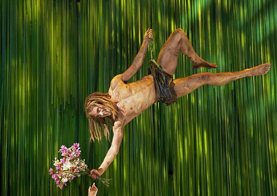 Bühnentechnik von Pfaff-silberblau ermöglicht spektakuläre Flugszenen im "Tarzan"-Musical am Stage Theater "Neue Flora" in Hamburg. (Bild: Stage Entertainment)