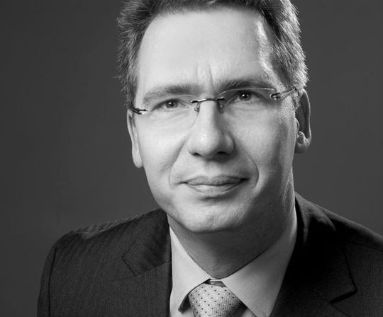 Der Autor: Dirk Schiller ist Leader Cloud Solutions bei Computacenter Der Autor: Dirk Schiller ist Leader Cloud Solutions bei Computacenter