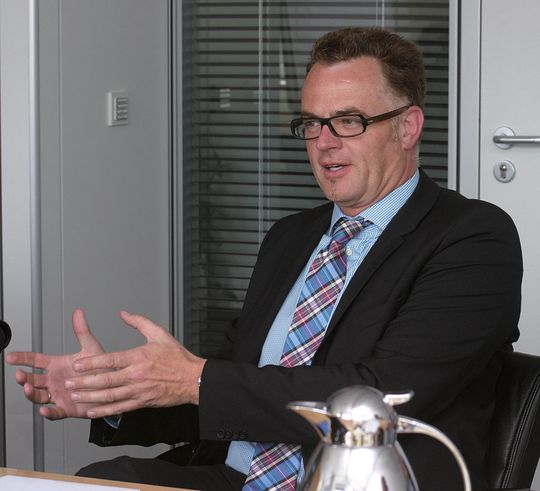 Dr. Andreas Pauls, Itelligence: "Eine halbe Stunde mit dem Entscheider sprechen ist besser als 20 Tage Führungskräfte-Workshop." (Bild: Schreier) Dr. Andreas Pauls, Itelligence: "Eine halbe Stunde mit dem Entscheider sprechen ist besser als 20 Tage Führungskräfte-Workshop." (Bild: Schreier)