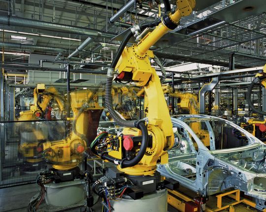Bild 1: Im Karosseriebau werden die Schraubsysteme von Robotern geführt. (Bild: Deprag) Bild 1: Im Karosseriebau werden die Schraubsysteme von Robotern geführt. (Bild: Deprag)