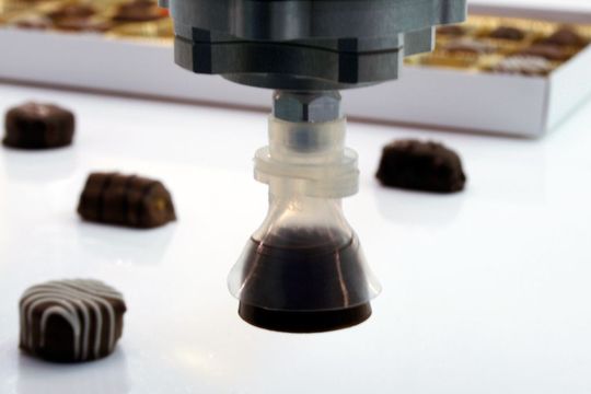 Un exemple de la diversité des manipulateurs utilisés, ici une ventouse à pralinés. (Image: SwissRobotics.net) Un exemple de la diversité des manipulateurs utilisés, ici une ventouse à pralinés. (Image: SwissRobotics.net)