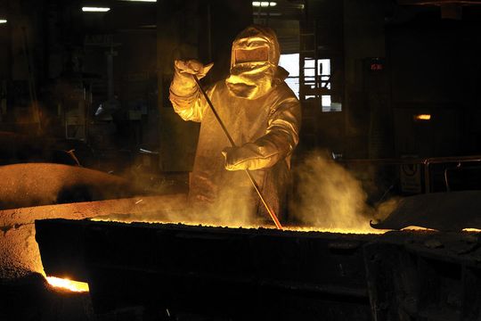 Durch die ORC-Anlage kann die Abwärme des Rauchgases der Heißwindkupolofenanlage für Strom und Heizwärme genutzt werden. (Bild: Franken Guss) Durch die ORC-Anlage kann die Abwärme des Rauchgases der Heißwindkupolofenanlage für Strom und Heizwärme genutzt werden. (Bild: Franken Guss)