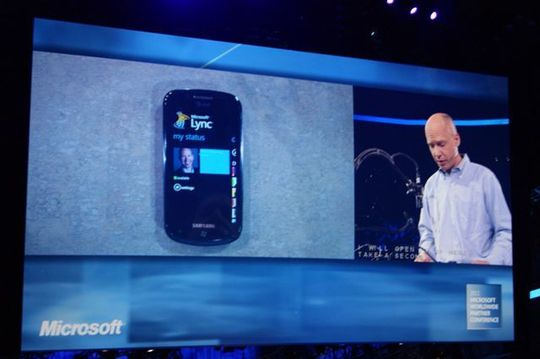 So sieht Lync auf Windows Phone 7 aus. So sieht Lync auf Windows Phone 7 aus.
