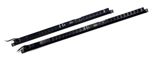 Die Geräte der PN5/PN7-Serie im Null-U-Design werden vertikal, außerhalb des Racks montiert. Die Geräte der PN5/PN7-Serie im Null-U-Design werden vertikal, außerhalb des Racks montiert.
