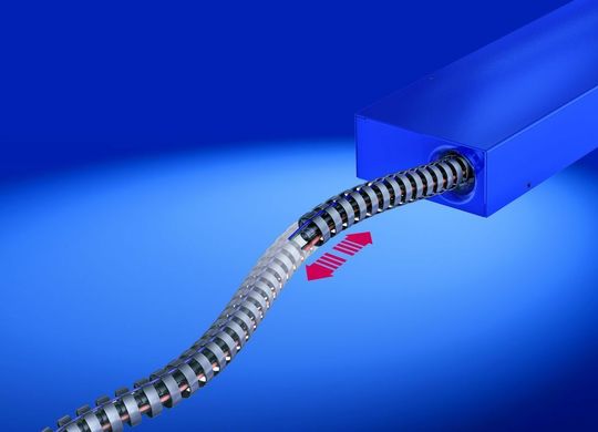 Der Aktive Rückholmechanismus (Pull-Back-Unit) im stabilen Gehäuse kontrolliert und führt den Robotrax. Unerwünschte Bewegungen gibt es nicht Der Aktive Rückholmechanismus (Pull-Back-Unit) im stabilen Gehäuse kontrolliert und führt den Robotrax. Unerwünschte Bewegungen gibt es nicht