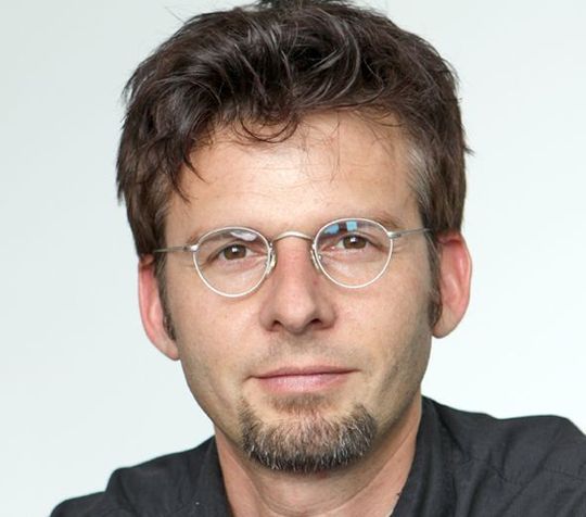 Professor Markus Münzenberg: Der Forscher ist überzeugt, dass sich ungenutzte Abwärme in Mikroprozessoren für die Stromversorgung nutzen lässt. (Uni Göttingen) Professor Markus Münzenberg: Der Forscher ist überzeugt, dass sich ungenutzte Abwärme in Mikroprozessoren für die Stromversorgung nutzen lässt. (Uni Göttingen)