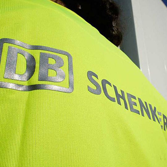 DB Schenker stellt die inländische Distribution in Nordamerika neu auf. Das Unternehmen setzt künftig verstärkt auf seine Landverkehrskapazitäten. Bild: DB Schenker DB Schenker stellt die inländische Distribution in Nordamerika neu auf. Das Unternehmen setzt künftig verstärkt auf seine Landverkehrskapazitäten. Bild: DB Schenker