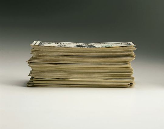 Damit das ERP-System nicht zum Millionengrab wird, sollten auch Kosten für notwendige Anpassungen in der Kalkulation berücksichtigt werden. Damit das ERP-System nicht zum Millionengrab wird, sollten auch Kosten für notwendige Anpassungen in der Kalkulation berücksichtigt werden.