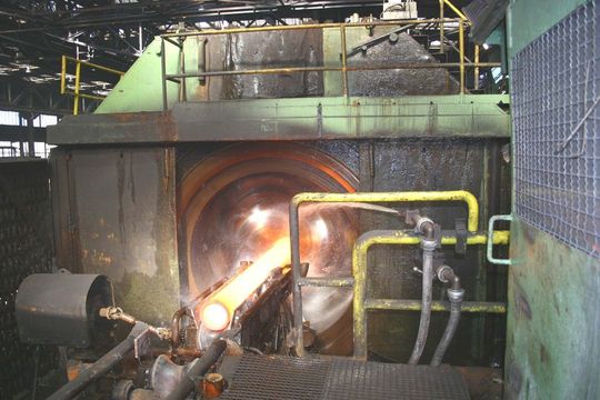 Das Sonderzylinderrollenlager von NKE wird als Stützlager des Planetenschrägwalzwerks eingesetzt. (Bild: NKE Austria)