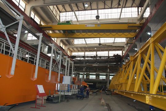Kranbau Köthen: Blick in die Fertigung. (Bild: Sonnenberg) Kranbau Köthen: Blick in die Fertigung. (Bild: Sonnenberg)