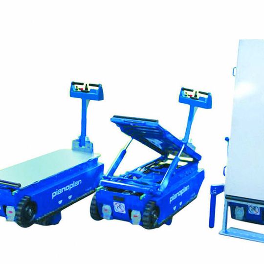 Der neue Treppensteiger Pianoplan kann auf engstem Raum von Treppe zu Treppe manövrieren. Bild: Bartels Der neue Treppensteiger Pianoplan kann auf engstem Raum von Treppe zu Treppe manövrieren. Bild: Bartels