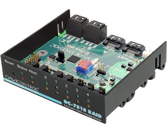Dawicontrols DC-7515 ist mit RAID 5 kompatibel.