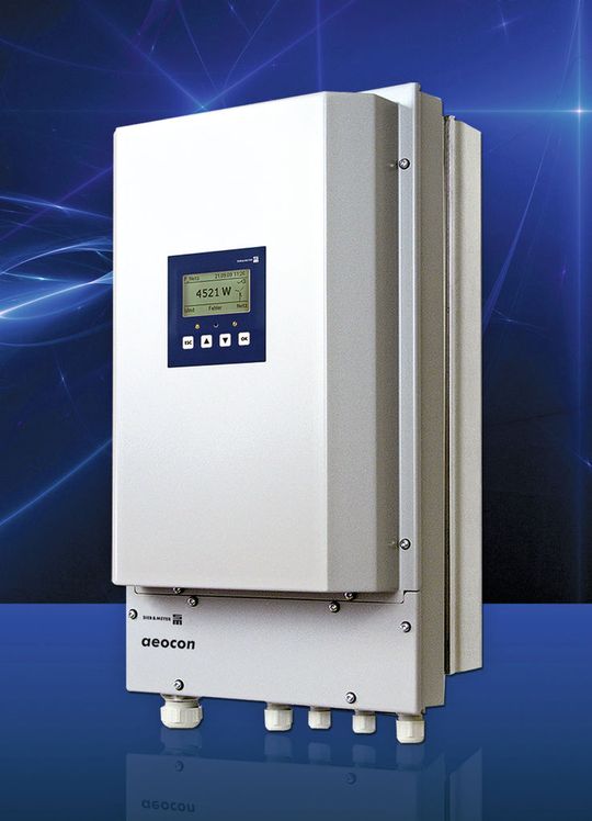 Der Einspeiseumrichter aeocon für kleine Windenergieanlagen (KWEA) vereint Gleichrichter, Wechselrichter inklusive Potentialtrennung und Ballastschaltung in einem kompakten Gerät. (Bild: Sieb & Meyer)