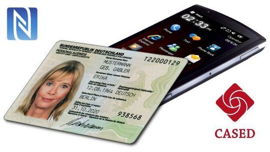 Forscher der TU Darmstadt haben eine Smartphone-App entwickelt, die den NFC-Chip in einem Handy zur Identifikation mit Hilfe des neuen Personalausweis nutzt. Forscher der TU Darmstadt haben eine Smartphone-App entwickelt, die den NFC-Chip in einem Handy zur Identifikation mit Hilfe des neuen Personalausweis nutzt.