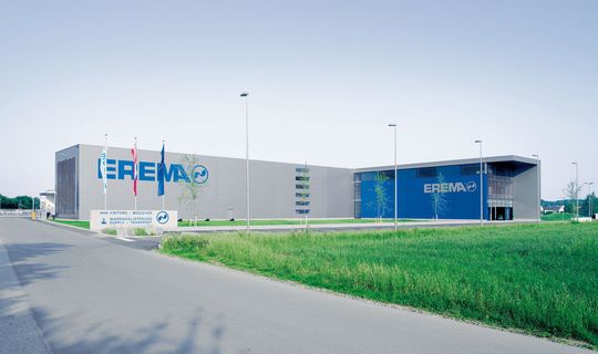 Hat die TVEplus-Technologie zum Kunststoff-Recycling entwickelt: das österreichische Unternehmen Erema (Bild: Erema) Hat die TVEplus-Technologie zum Kunststoff-Recycling entwickelt: das österreichische Unternehmen Erema (Bild: Erema)