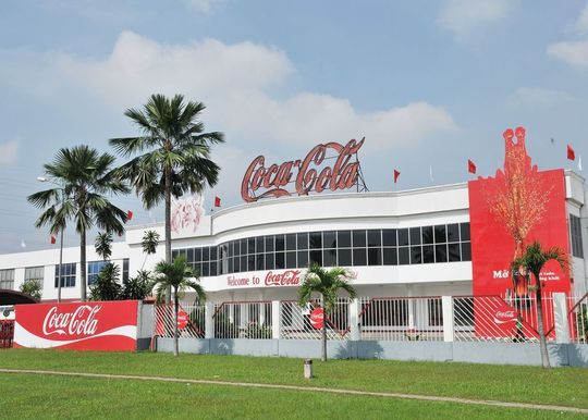 Die Coke-Fabrik im vietnamesischen Ho Chi Minh <em id="ForP_BDBA90DA-F50D-8A50-18C5A56F7E8F95AA">Bild: Siemens</em> Die Coke-Fabrik im vietnamesischen Ho Chi Minh <em id="ForP_BDBA90DA-F50D-8A50-18C5A56F7E8F95AA">Bild: Siemens</em>