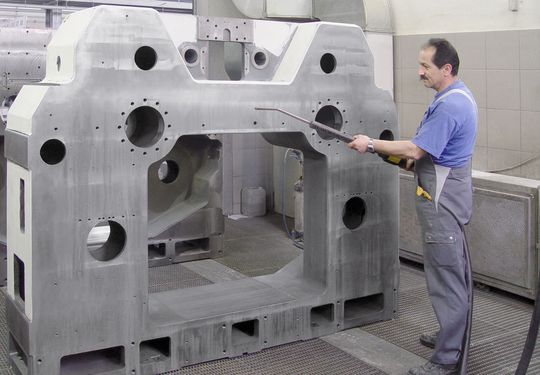 Die Industrial Services&Solutions GmbH vertritt neu umfassende Dampfreinigungslösungen für Produktionsanlagen und Maschinenreinigung der Firma Ipros GmbH. (Bild: Ipros GmbH)