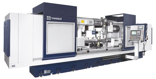 Die hochgenaue CNC-Rundschleifmaschine HG-92 5000, mit ihren 6000 mm Spitzenweite, ist das jüngste Mitglied von Horizontalschleifmaschinen bei Danobat. Bild: Danobat Die hochgenaue CNC-Rundschleifmaschine HG-92 5000, mit ihren 6000 mm Spitzenweite, ist das jüngste Mitglied von Horizontalschleifmaschinen bei Danobat. Bild: Danobat