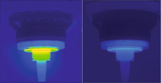 Links ist der Temperaturverlauf am Werkzeug mit herkömmlicher Statorkühlung zu sehen, rechts dagegen der Temperaturverlauf mit Cool-Core. (Bild: Step-Tec)