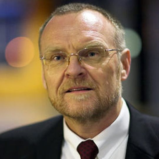 Prof. Dr.-Ing. Helmut Schürmann, TU Darmstadt: „Insbesondere der schichtenweise Aufbau von FVK lässt sich vielfältig nutzen.“ (Bild: TU Darmstadt) Prof. Dr.-Ing. Helmut Schürmann, TU Darmstadt: „Insbesondere der schichtenweise Aufbau von FVK lässt sich vielfältig nutzen.“ (Bild: TU Darmstadt)