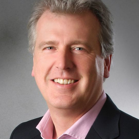 „Mit der Umwandlung wird unser Unternehmen seiner internationalen Ausrichtung gerecht“, sagt Efaflex-Geschäftsführer Christopher Seysen. Bild: Efaflex „Mit der Umwandlung wird unser Unternehmen seiner internationalen Ausrichtung gerecht“, sagt Efaflex-Geschäftsführer Christopher Seysen. Bild: Efaflex