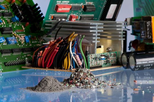 Elektronikschrott enthält wertvolle Bestandteile. (Bild: Fraunhofer) Elektronikschrott enthält wertvolle Bestandteile. (Bild: Fraunhofer)